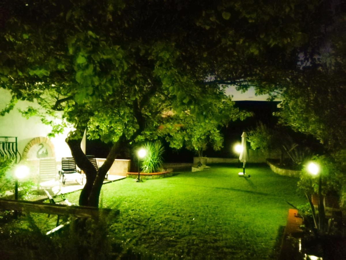 B&B Maison Villa Vittorio Avella 外观 照片