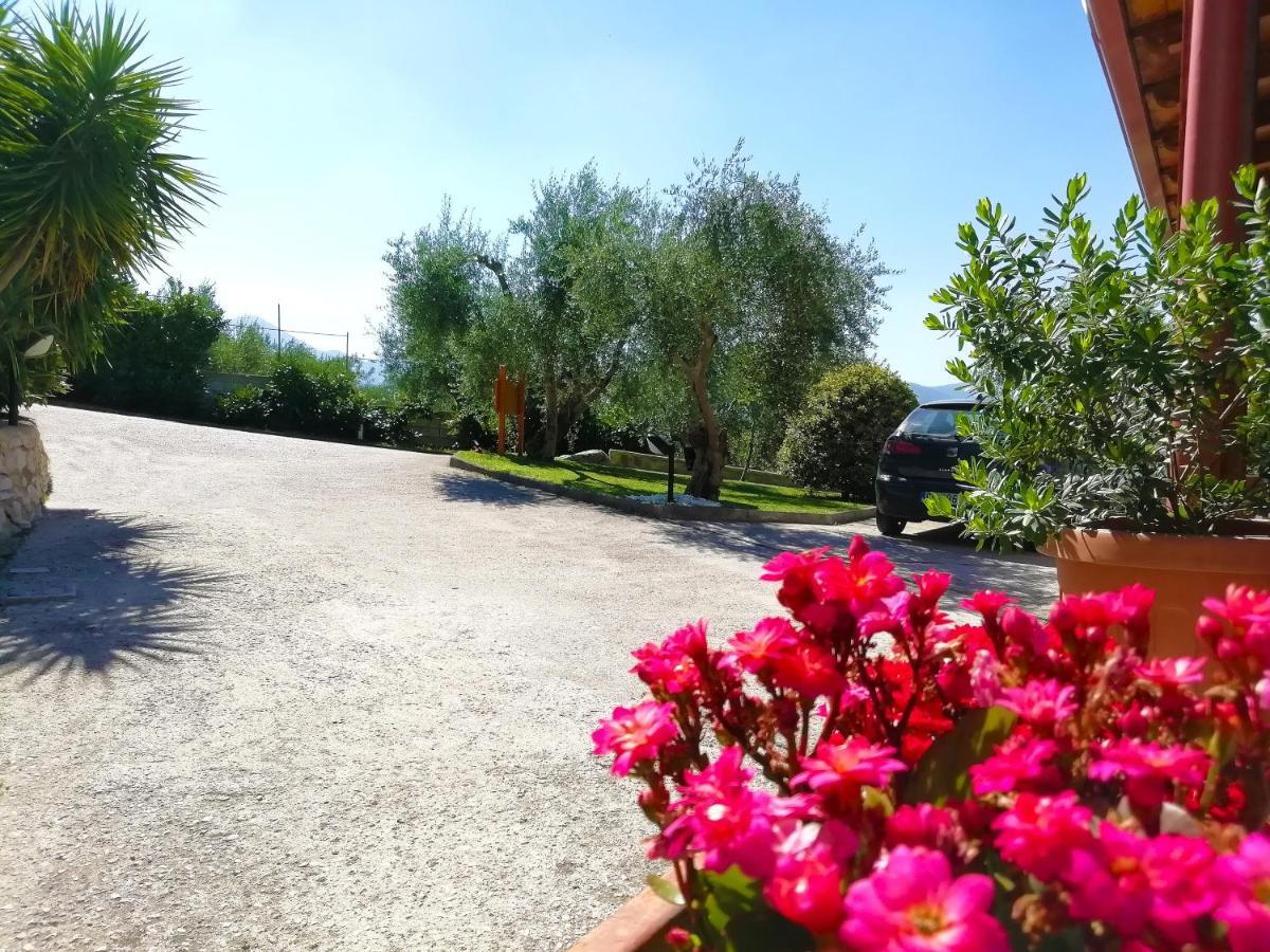 B&B Maison Villa Vittorio Avella 外观 照片