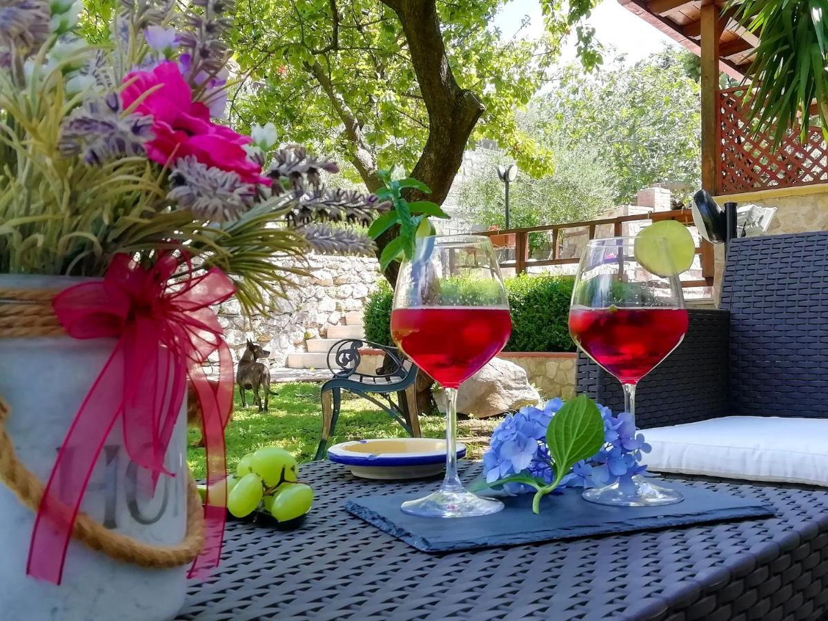 B&B Maison Villa Vittorio Avella 外观 照片