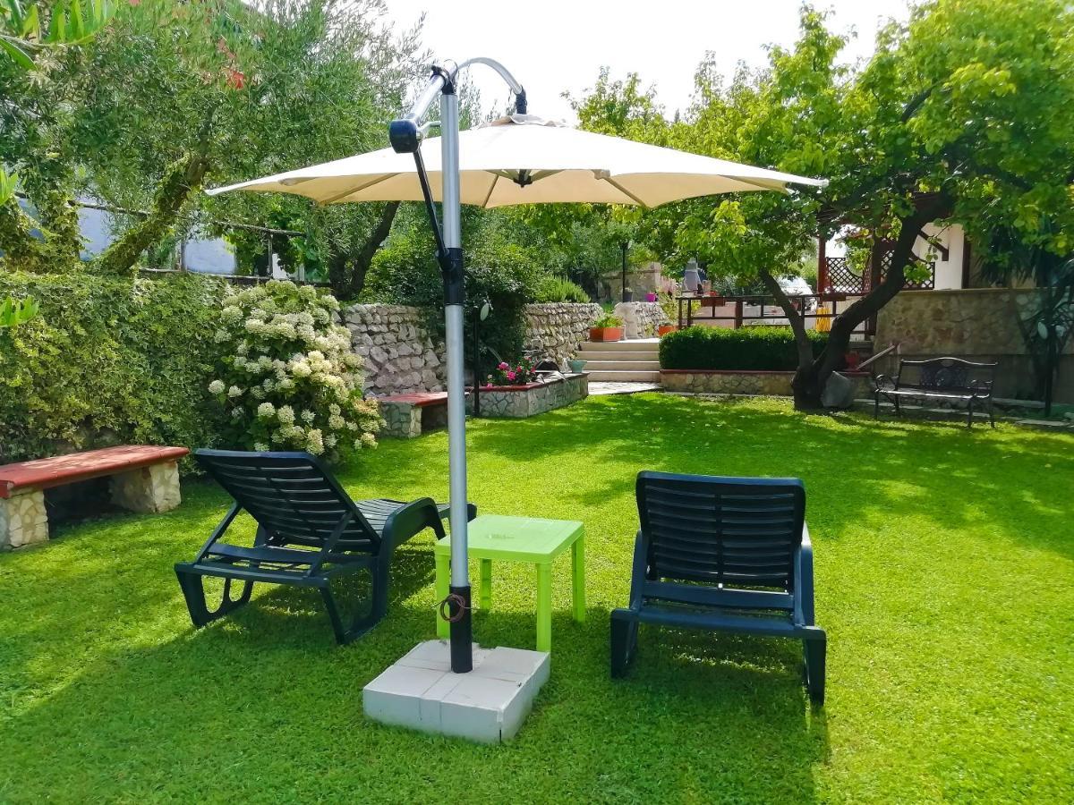 B&B Maison Villa Vittorio Avella 外观 照片